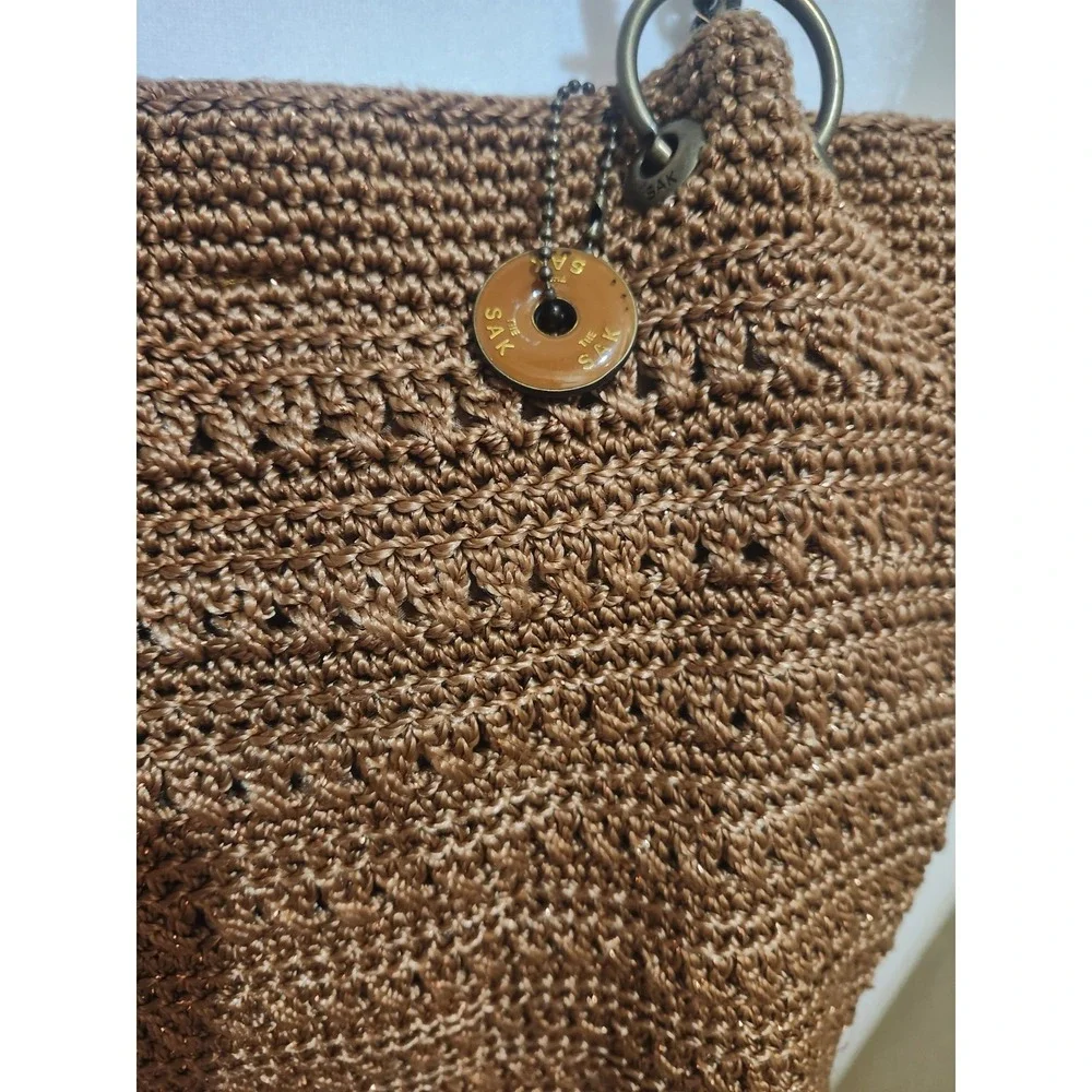 The Sak Crocheted Shoulder Bag CHESTNUT Brown With Gold Metallic Threads VTG EUC - Picture 4 of 10